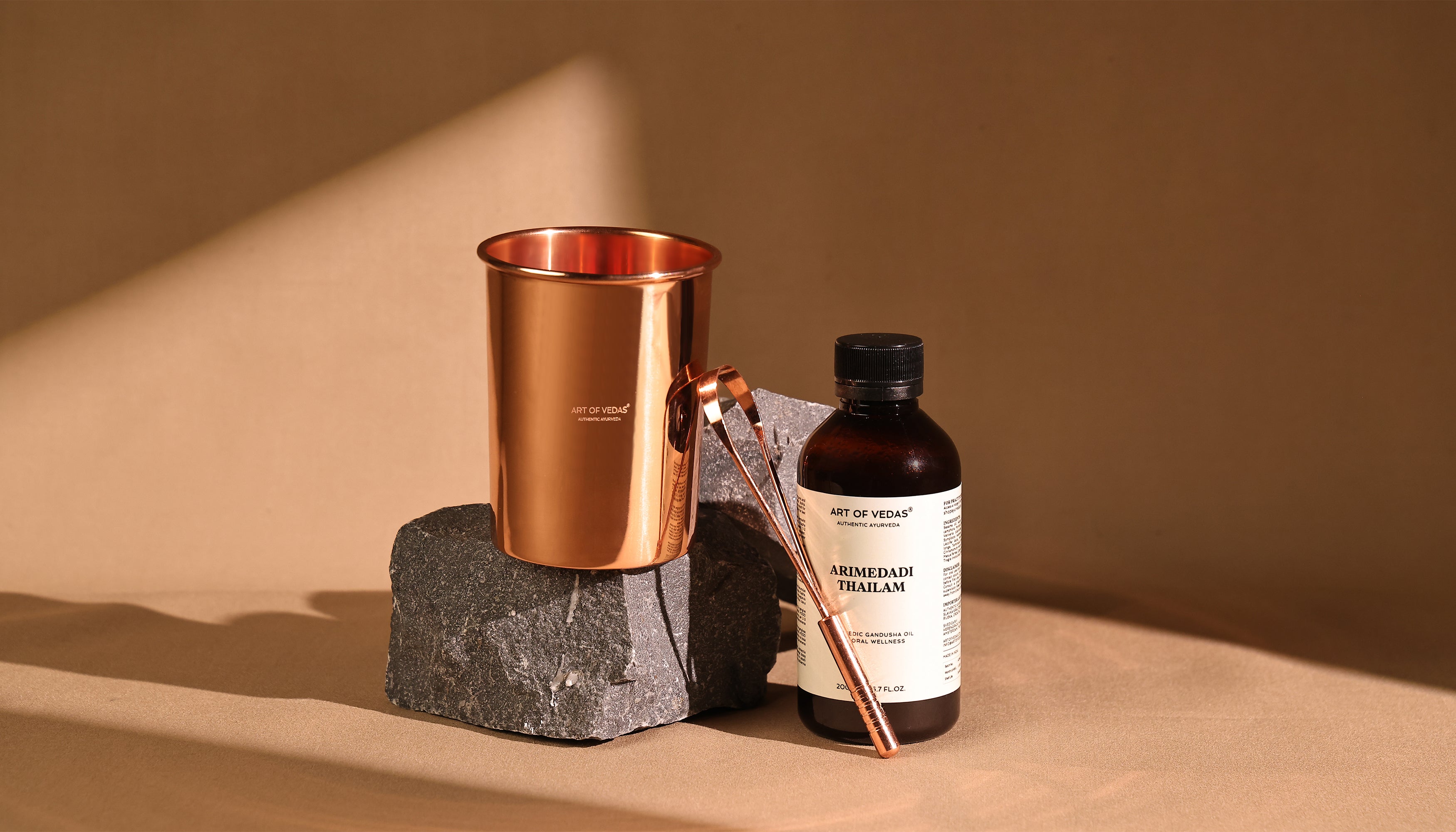 Art of Vedas Dhantacharya Ritual - Copper Cup Tongue Cleaner and Ayurvedic Oil for Traditional Oral Care Routine